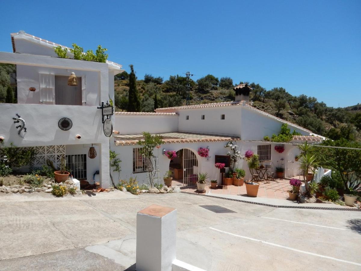Bed And Breakfast Lagabella Sedella Exterior foto