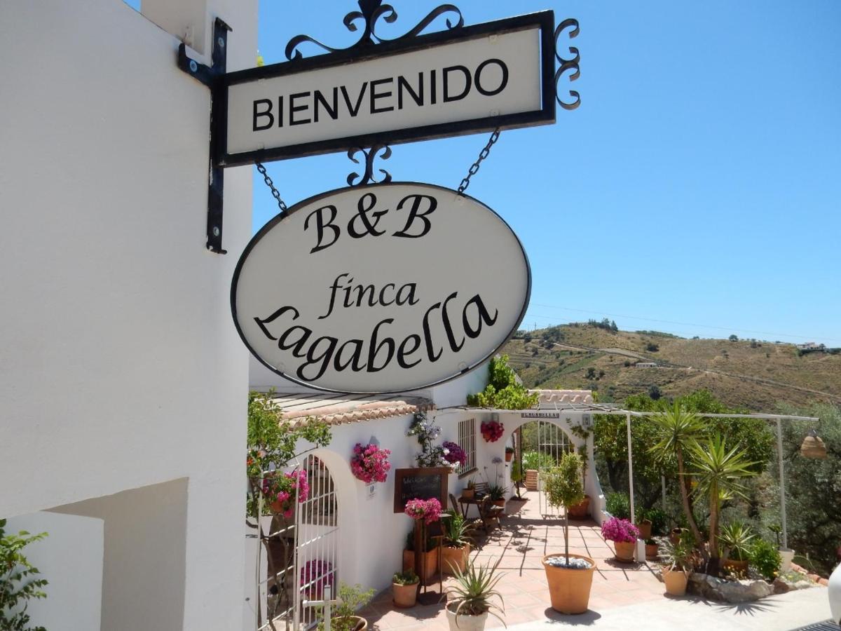 Bed And Breakfast Lagabella Sedella Exterior foto
