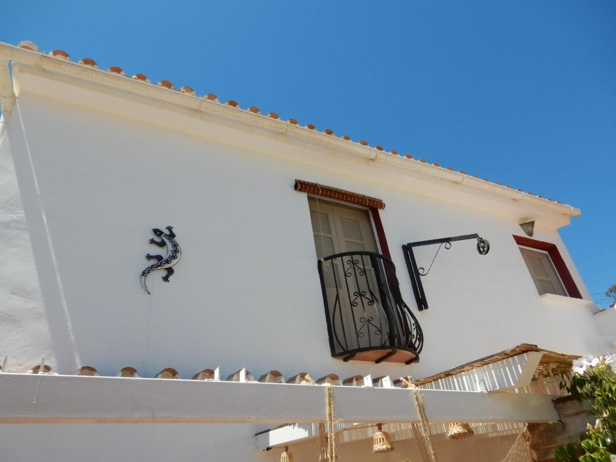 Bed And Breakfast Lagabella Sedella Exterior foto
